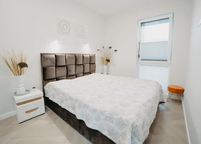 Διαμέρισμα Bangu Namai - Apartamentai Παλάγκα